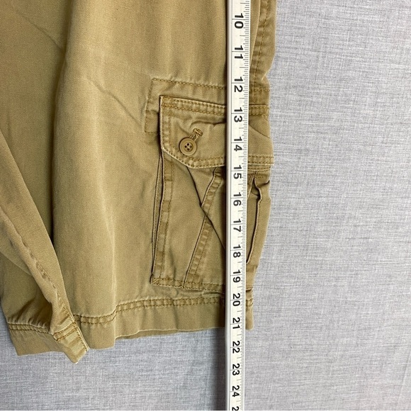 GH Bass Cargo Shorts Men Size 40 Cotton Tan Heavy Denim Button Pockets - Picture 9 of 9